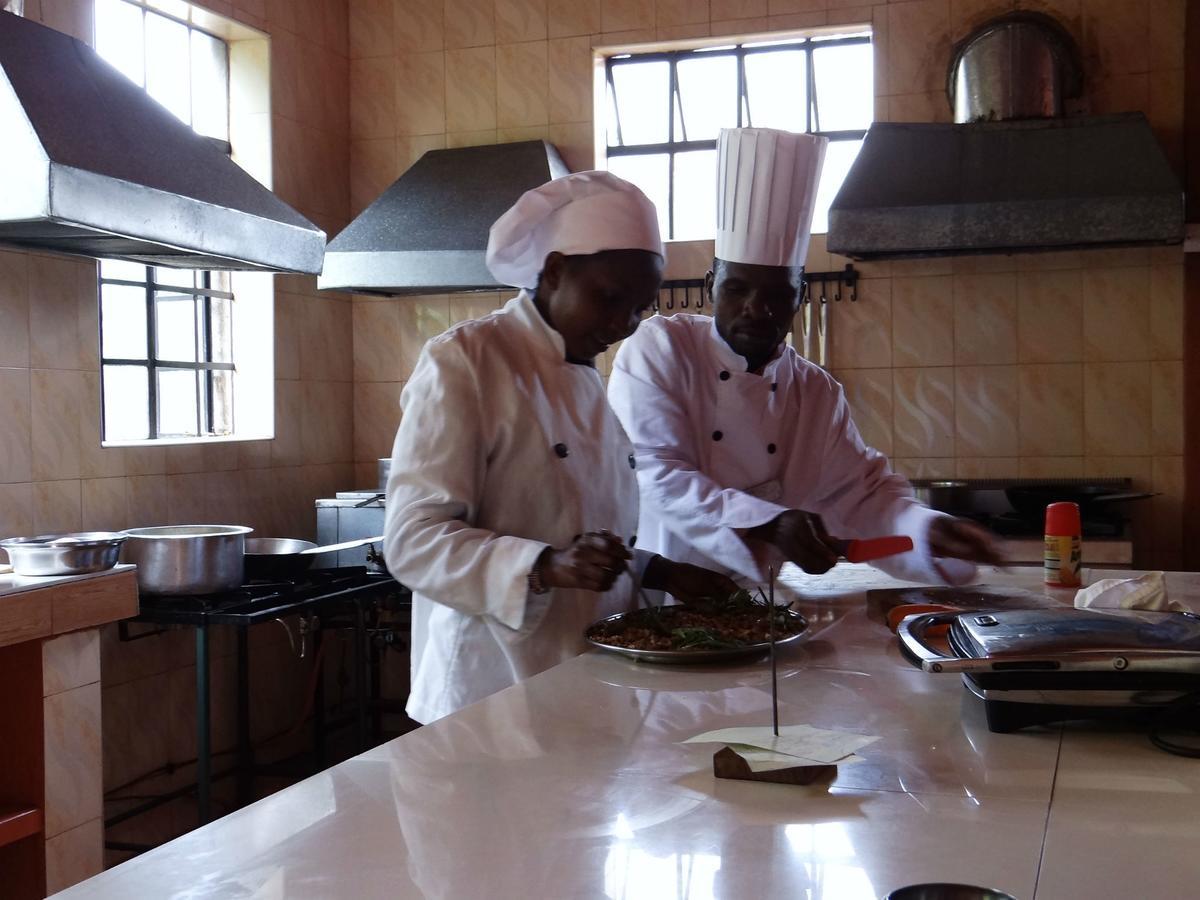Ikweta Country Inn Maua Kaathene 외부 사진